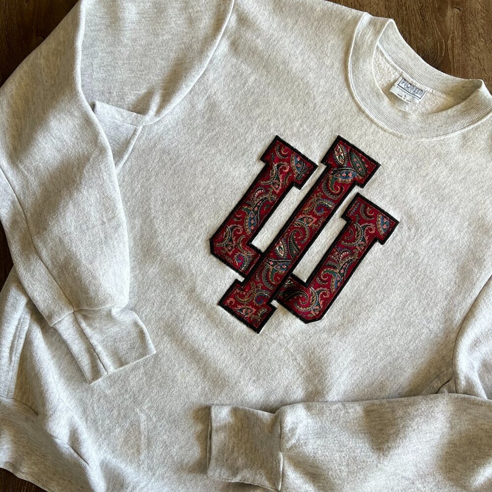 Vintage 90s NCAA Indiana University Crewneck Size L
